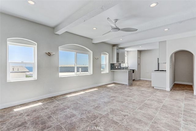3305 Highland Avenue, Manhattan Beach, CA 90266