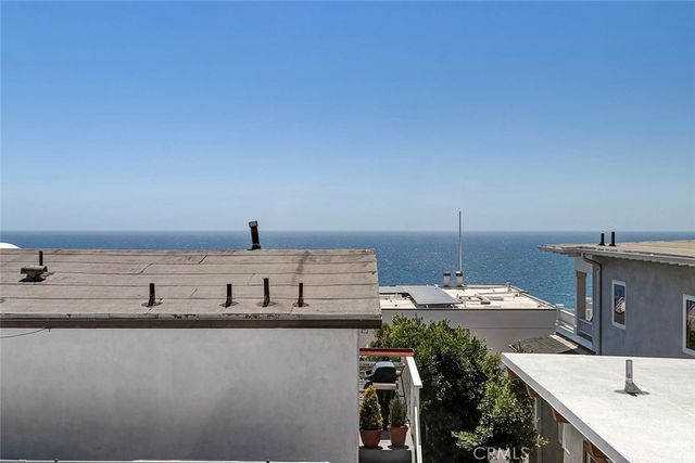 3305 Highland Avenue, Manhattan Beach, CA 90266