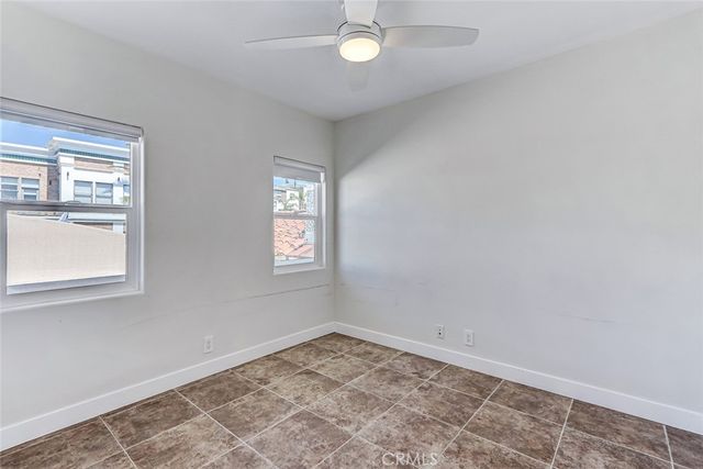 3305 Highland Avenue, Manhattan Beach, CA 90266