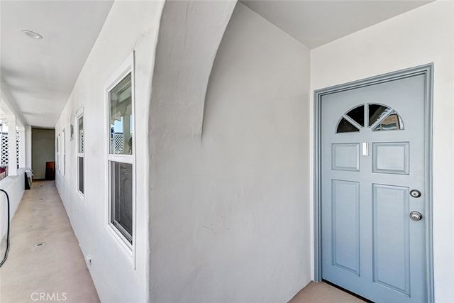 3305 Highland Avenue, Manhattan Beach, CA 90266