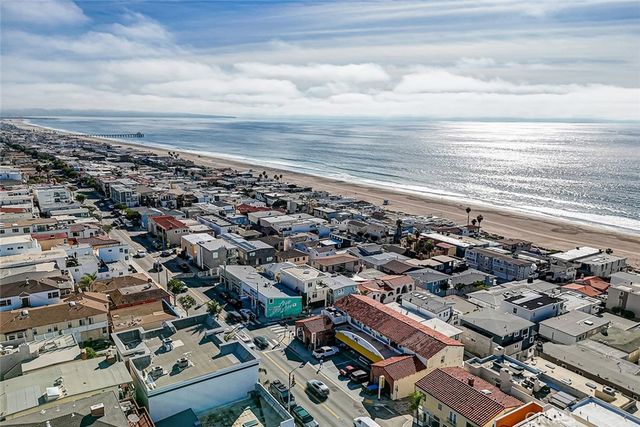 3305 Highland Avenue, Manhattan Beach, CA 90266