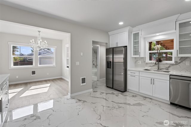 862 S 39th Street, Tacoma, WA 98418