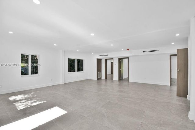 7902 SW 67th Avenue 0, South Miami, FL 33143
