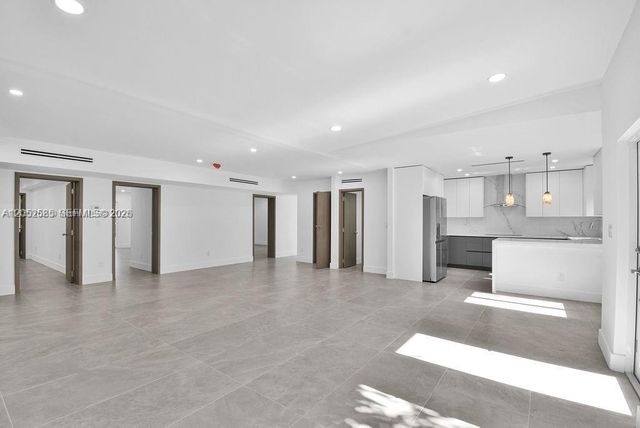7902 SW 67th Avenue 0, South Miami, FL 33143