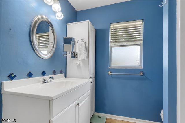 3311 SW 9th AVE, Cape Coral, FL 33914