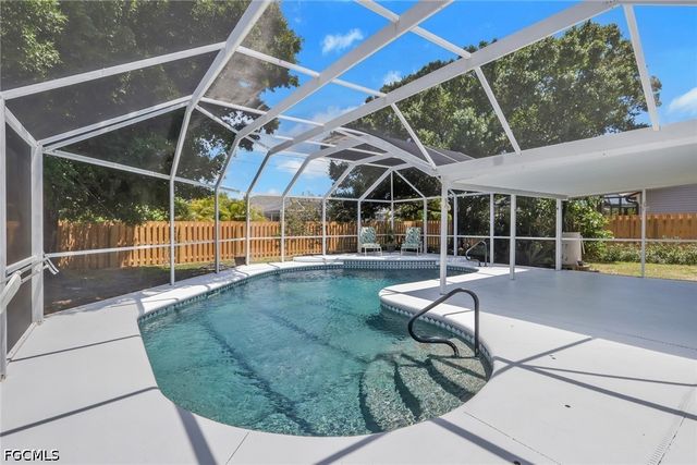 3311 SW 9th AVE, Cape Coral, FL 33914