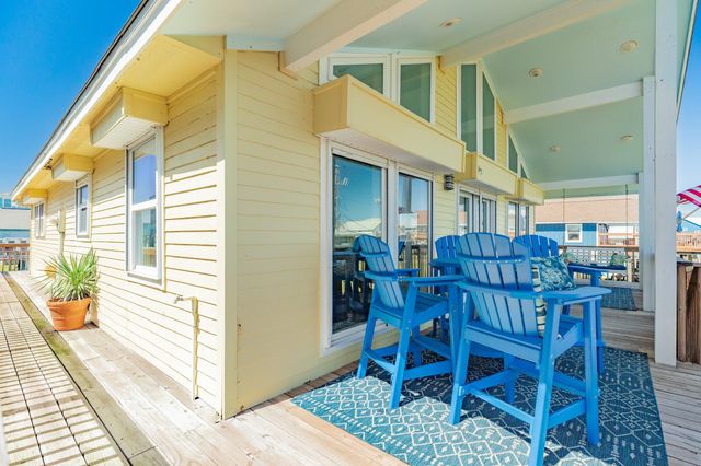 12910 Buccaneer Parkway, Freeport, TX 77541