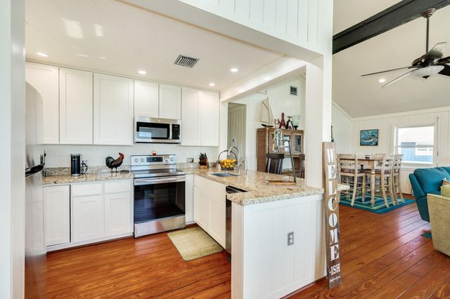 12910 Buccaneer Parkway, Freeport, TX 77541