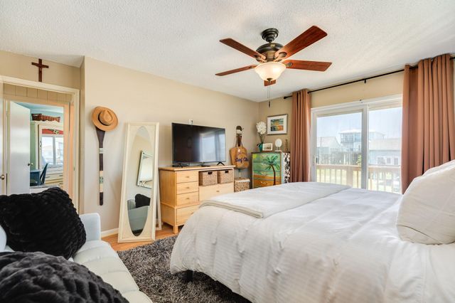 12910 Buccaneer Parkway, Freeport, TX 77541