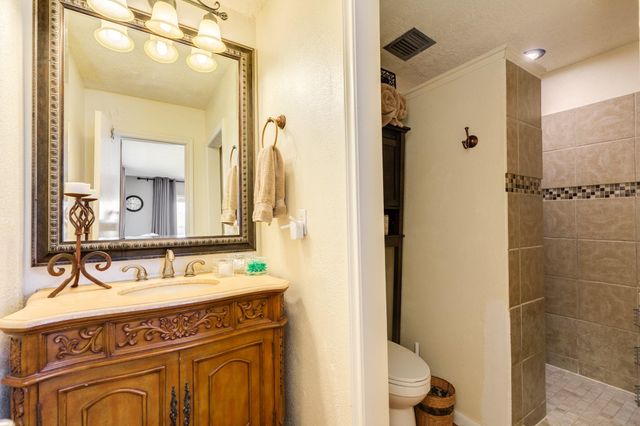 12910 Buccaneer Parkway, Freeport, TX 77541