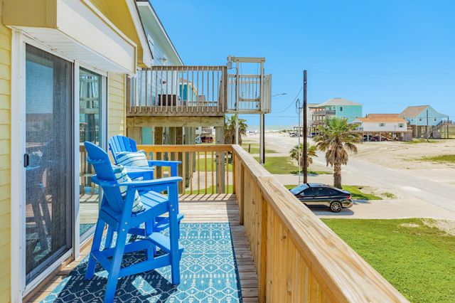 12910 Buccaneer Parkway, Freeport, TX 77541