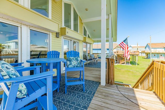 12910 Buccaneer Parkway, Freeport, TX 77541