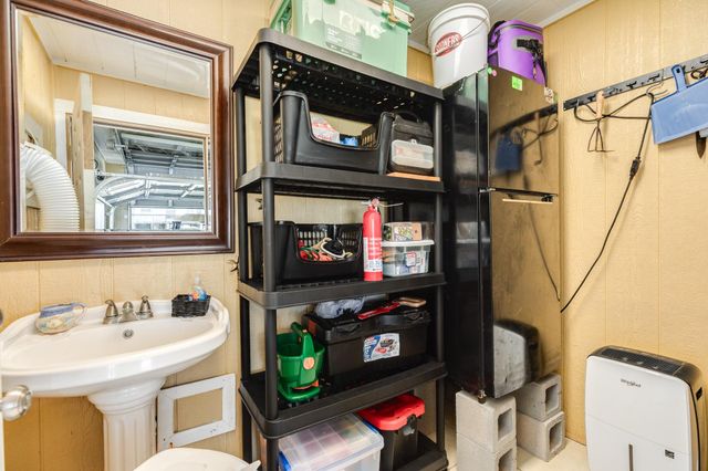 12910 Buccaneer Parkway, Freeport, TX 77541