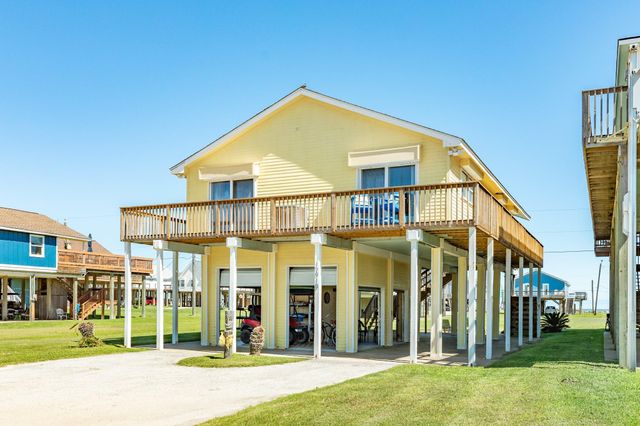 12910 Buccaneer Parkway, Freeport, TX 77541