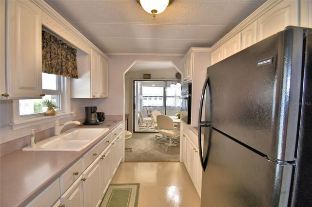 4150 ROLLING OAKS DRIVE, Winter Haven, FL 33880