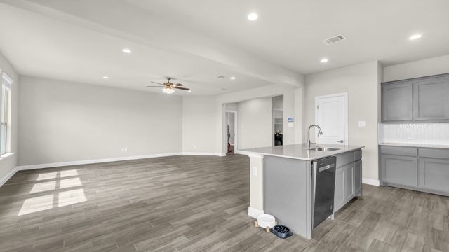 2328 Briscoe Ranch Drive, Weatherford, TX 76087
