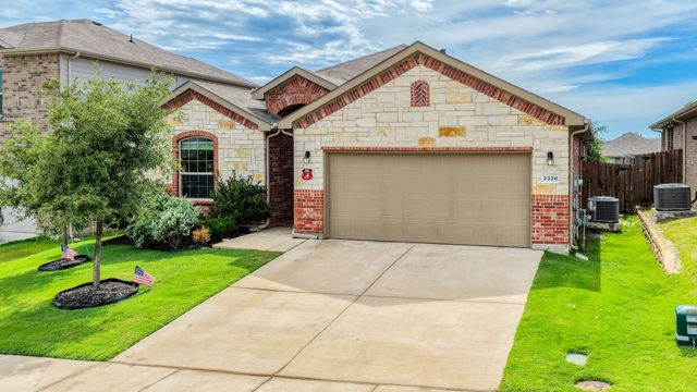 2328 Briscoe Ranch Drive, Weatherford, TX 76087