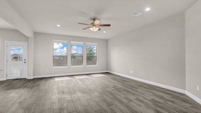 2328 Briscoe Ranch Drive, Weatherford, TX 76087