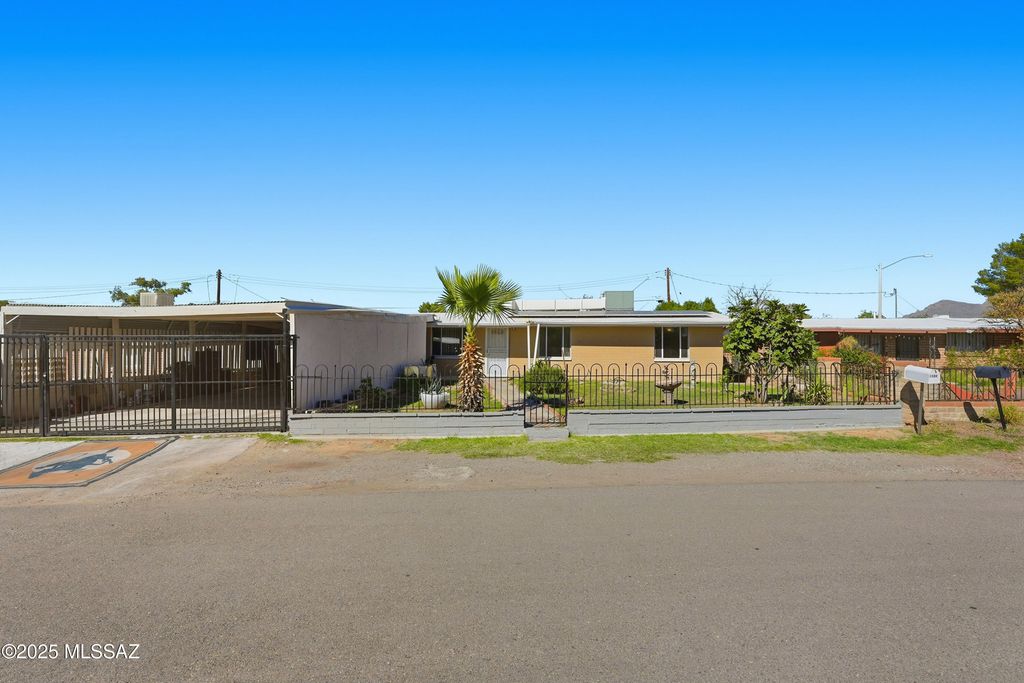 1908 W Root Lane, Tucson, AZ 85705