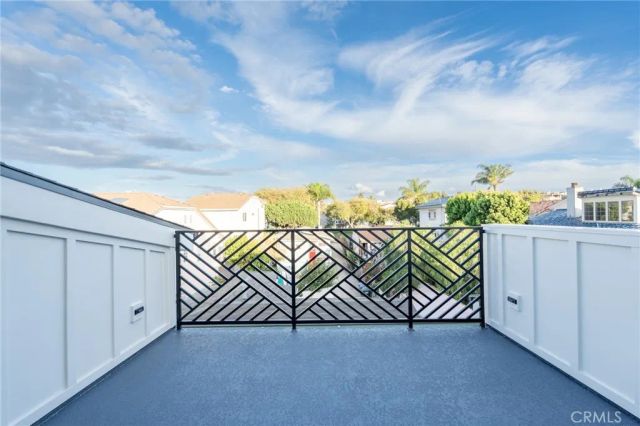 110 S Irena Avenue B, Redondo Beach, CA 90277