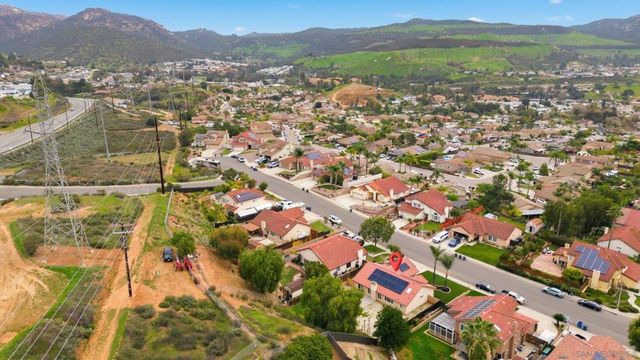 13856 Jack Oak Ln, Lakeside, CA 92040