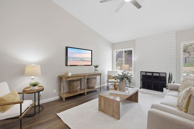 13856 Jack Oak Ln, Lakeside, CA 92040