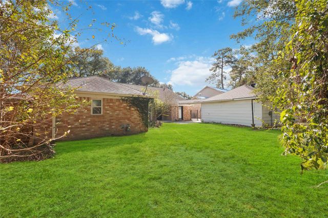 7907 12th Fairway Lane, Humble, TX 77346