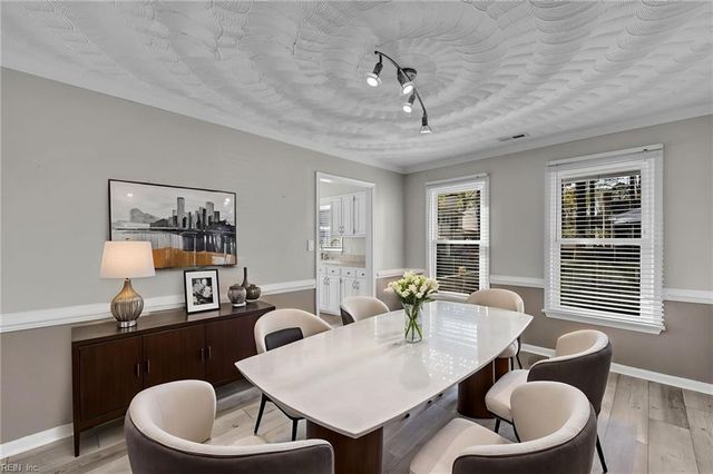 809 Bishop CT, Newport News, VA 23602