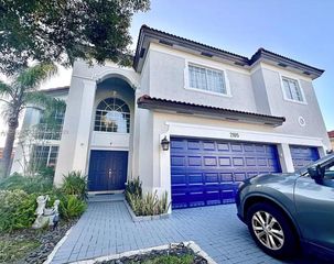 2105 NE 38th Road, Homestead, FL 33033