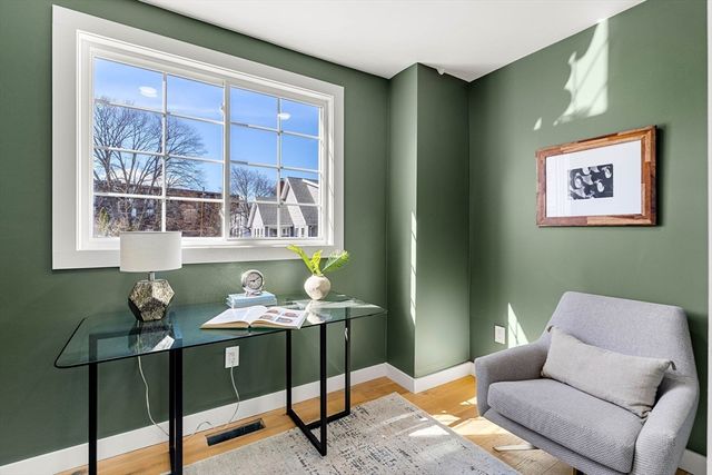 193 Park St, Stoneham, MA 02180