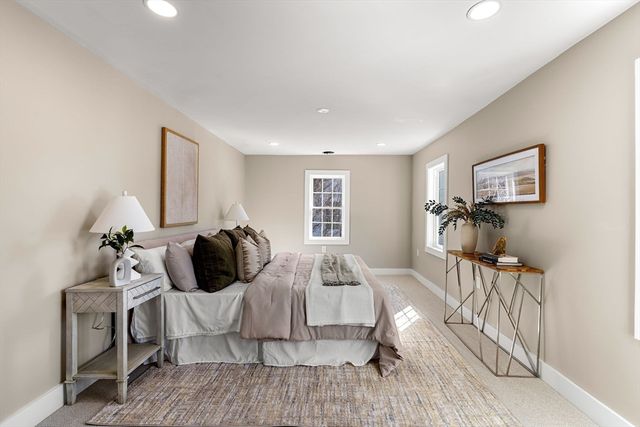 193 Park St, Stoneham, MA 02180