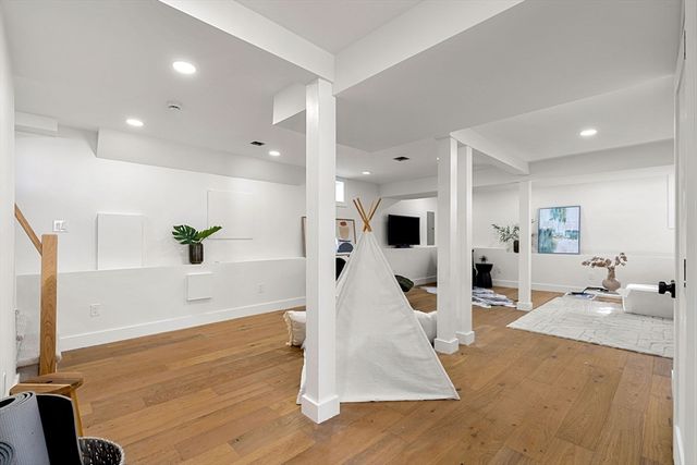 193 Park St, Stoneham, MA 02180