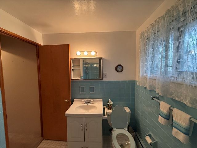 263 Shannon Heights Dr, Penn Hills, PA 15147