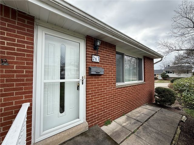 263 Shannon Heights Dr, Penn Hills, PA 15147