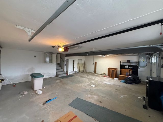 263 Shannon Heights Dr, Penn Hills, PA 15147