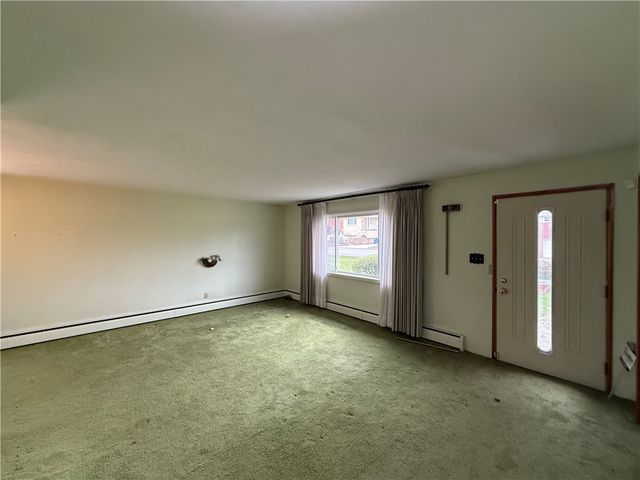 263 Shannon Heights Dr, Penn Hills, PA 15147