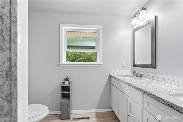 10612 Waller Road E, Tacoma, WA 98446