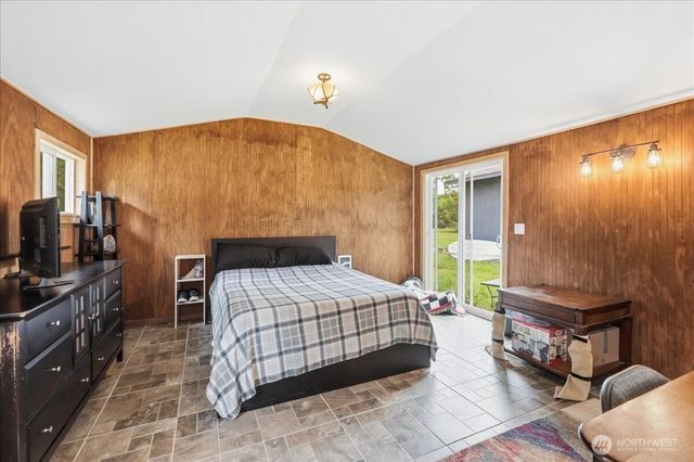 10612 Waller Road E, Tacoma, WA 98446