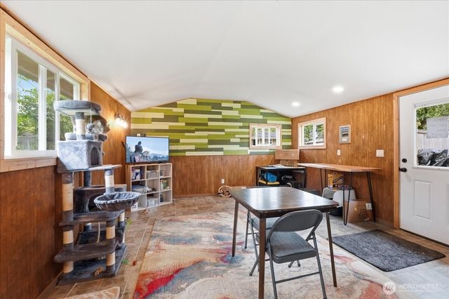 10612 Waller Road E, Tacoma, WA 98446