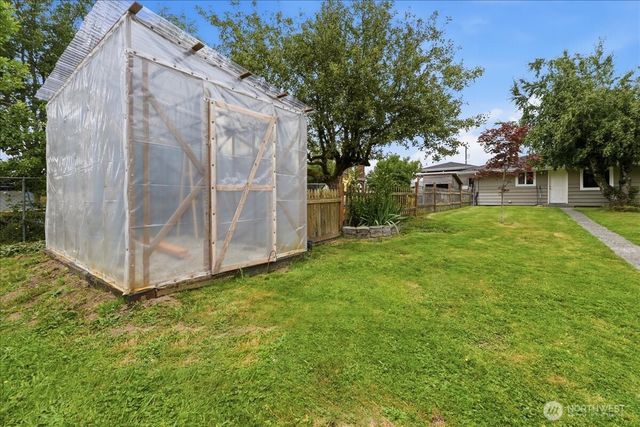 10612 Waller Road E, Tacoma, WA 98446
