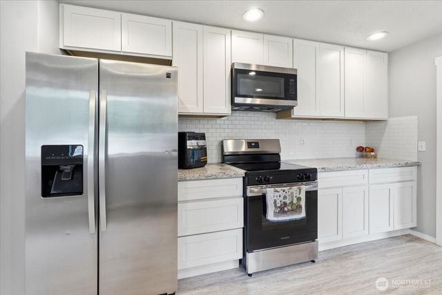 10612 Waller Road E, Tacoma, WA 98446