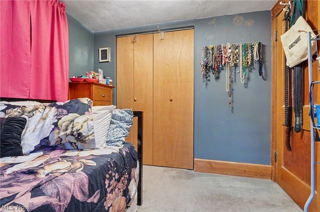 615 W Ohio Avenue, Sebring, OH 44672