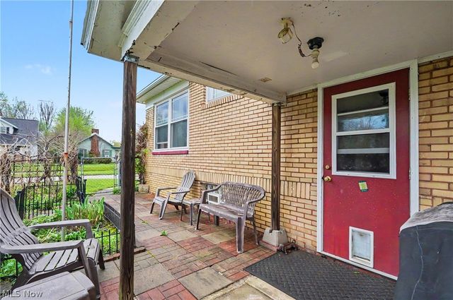 615 W Ohio Avenue, Sebring, OH 44672