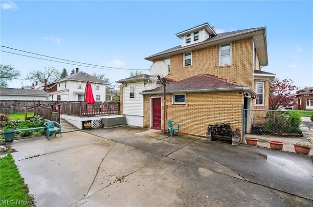 615 W Ohio Avenue, Sebring, OH 44672
