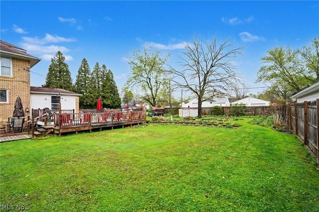 615 W Ohio Avenue, Sebring, OH 44672