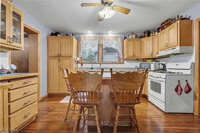615 W Ohio Avenue, Sebring, OH 44672