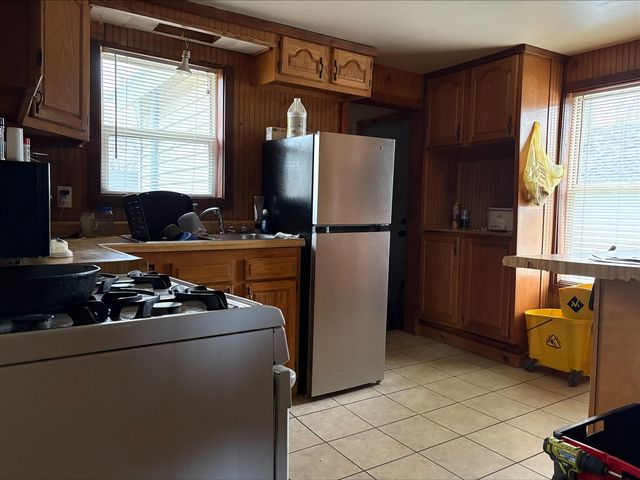 1381 Madison Street, Muskegon, MI 49442