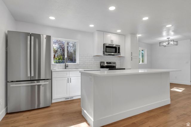 399 W PACIFIC DR, American Fork, UT 84003