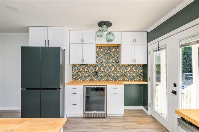 321 Canterbury Drive, Winston-salem, NC 27107