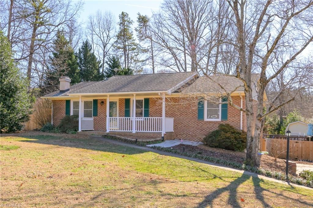321 Canterbury Drive, Winston-salem, NC 27107